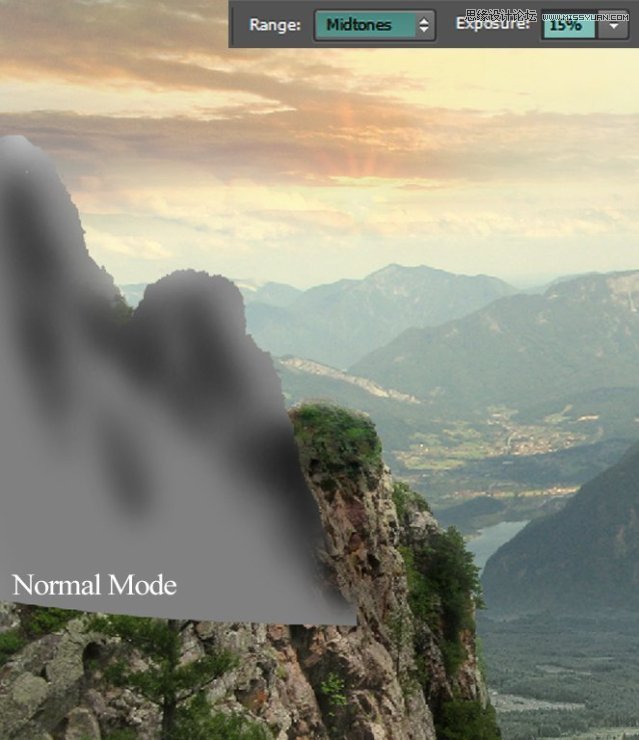 Photoshop合成山谷中爬滿藤蔓的瓶子